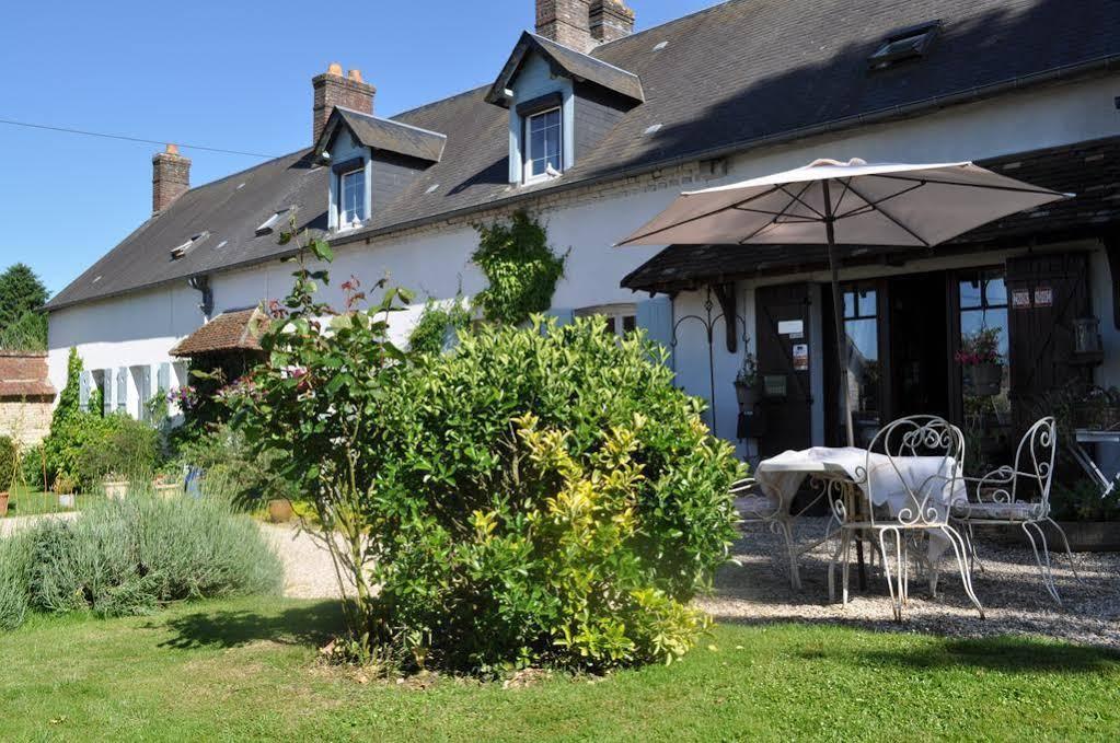 Le Clos Saint Paul Hotell Tourny Exteriör bild